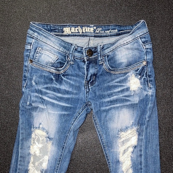 Machine Jeans Low-Rise Classic Distressed Jeans - Picture 6 of 11
